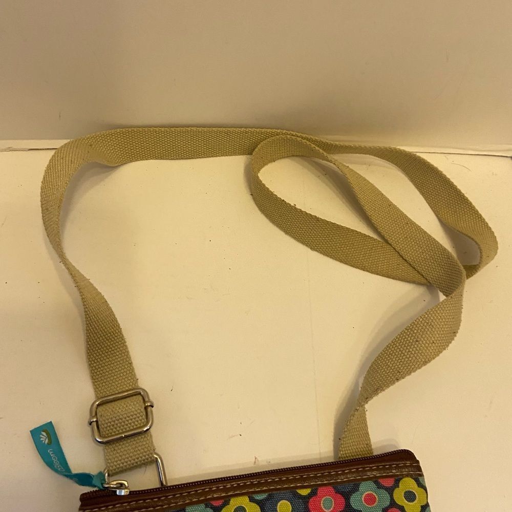 Lilly bloom crossbody 7.5x9.5‎ - Picture 4 of 4